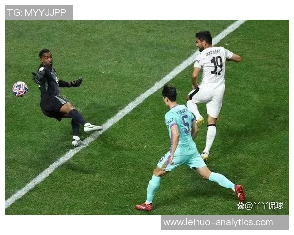 尤文图斯狂胜里昂四球晋级足总杯精彩集锦引爆全场热情