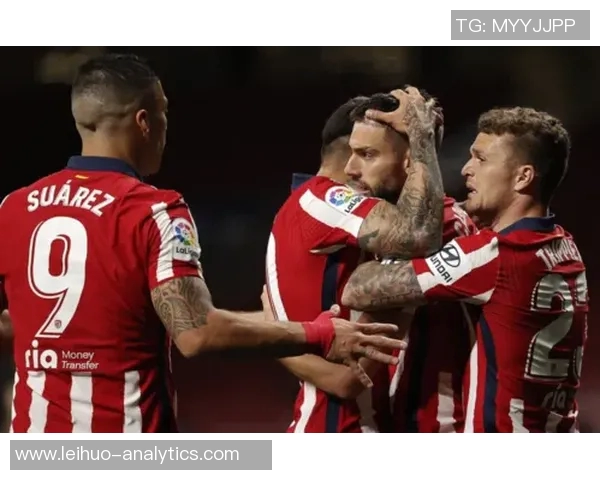 中超激战巴萨险胜巴黎红牌事件引发全场热议与争议 中超激战巴萨险胜巴黎红牌事件引发全场热议与争议