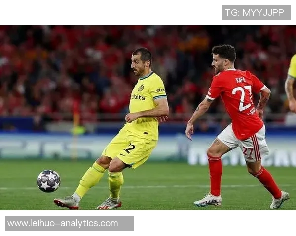 友谊赛精彩对决本菲卡与国米战成平局全场气氛热烈 友谊赛精彩对决本菲卡与国米战成平局全场气氛热烈