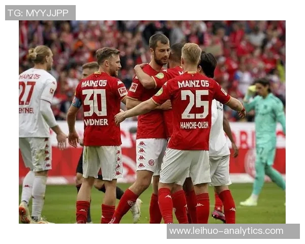 德甲激战：AC米兰大胜拜仁红牌事件引发全场热议